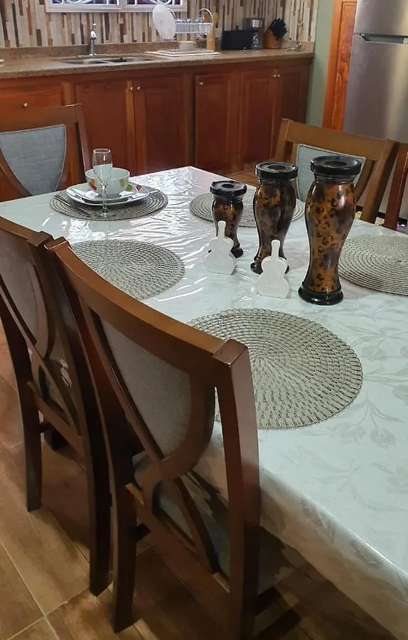 Lady VI Apartments Canaan 特立尼达和多巴哥